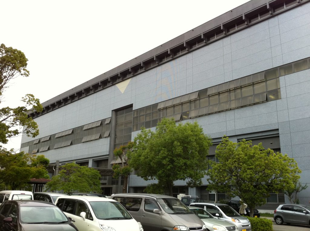 日本トーター総合体育館（高知市総合体育館）